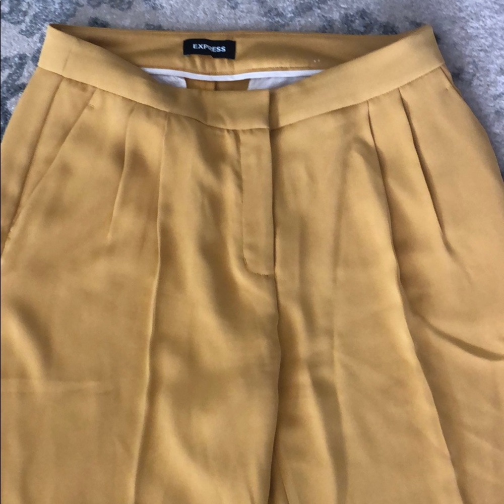 Pants - Picture 2 of 3
